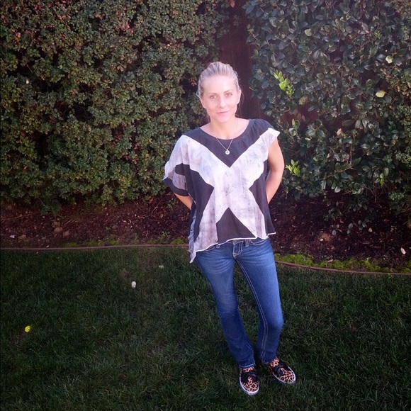 Meet your Posher, Bennett - Picture 3 of 3